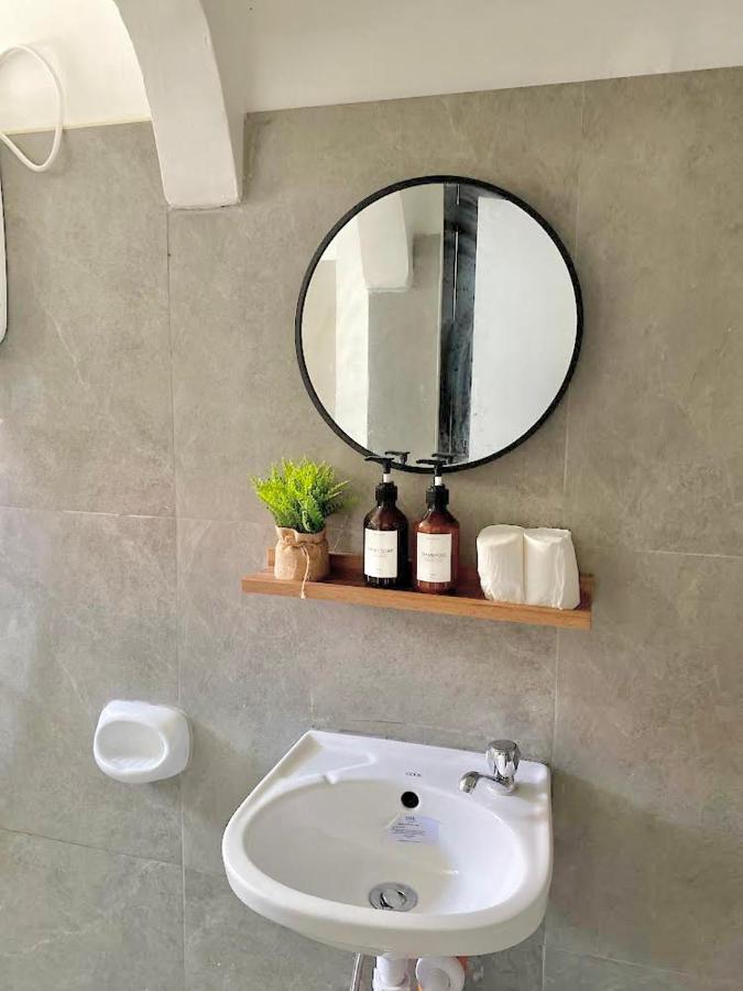New Modern Suite Near Airport & Beach Sudtungan Luaran gambar