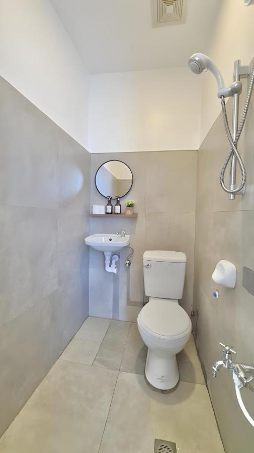 New Modern Suite Near Airport & Beach Sudtungan Luaran gambar