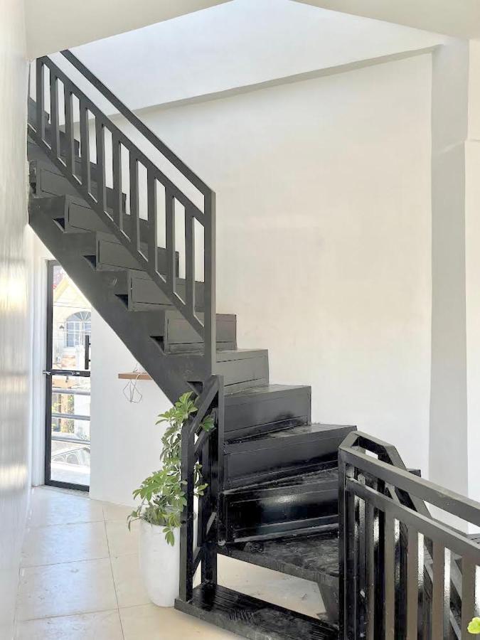 New Modern Suite Near Airport & Beach Sudtungan Luaran gambar