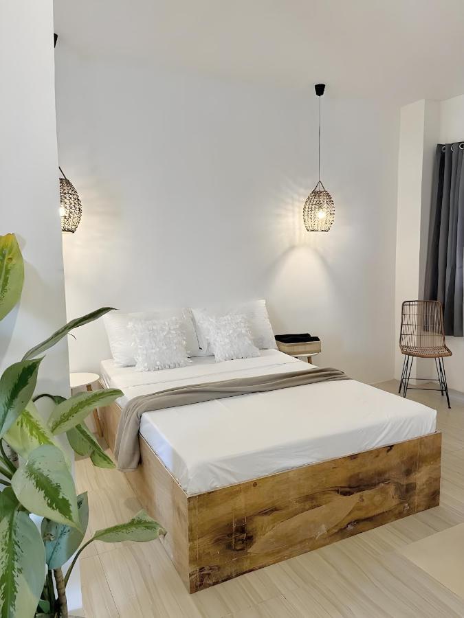 New Modern Suite Near Airport & Beach Sudtungan Luaran gambar
